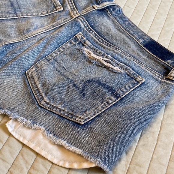 American eagle distressed crop shorts - Picture 3 of 6
